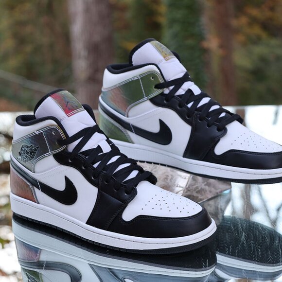 Air Jordan 1 Mid Heat Reactive - Picture 11 of 15